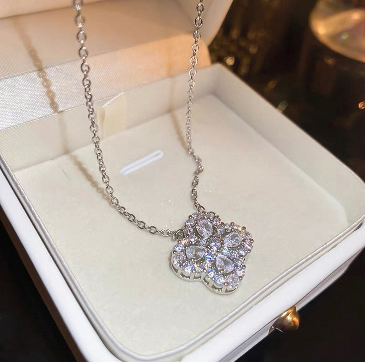 Sparkling Clover Necklace