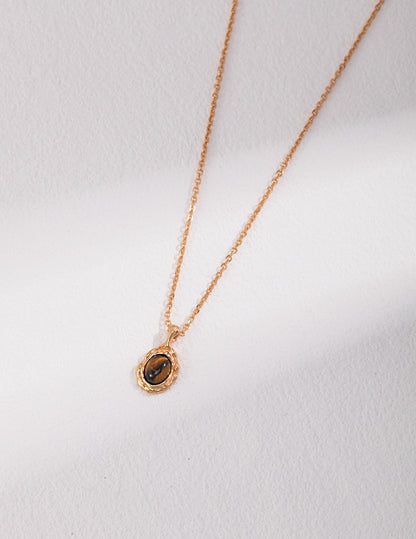 Oval Tiger's Eye necklace