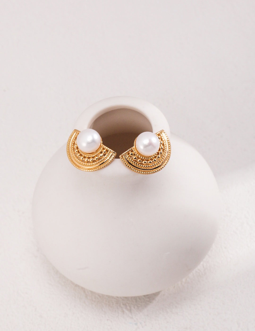 Scalloped French Style Pearl Earrings | Estincele Jewellery | women's earrings
