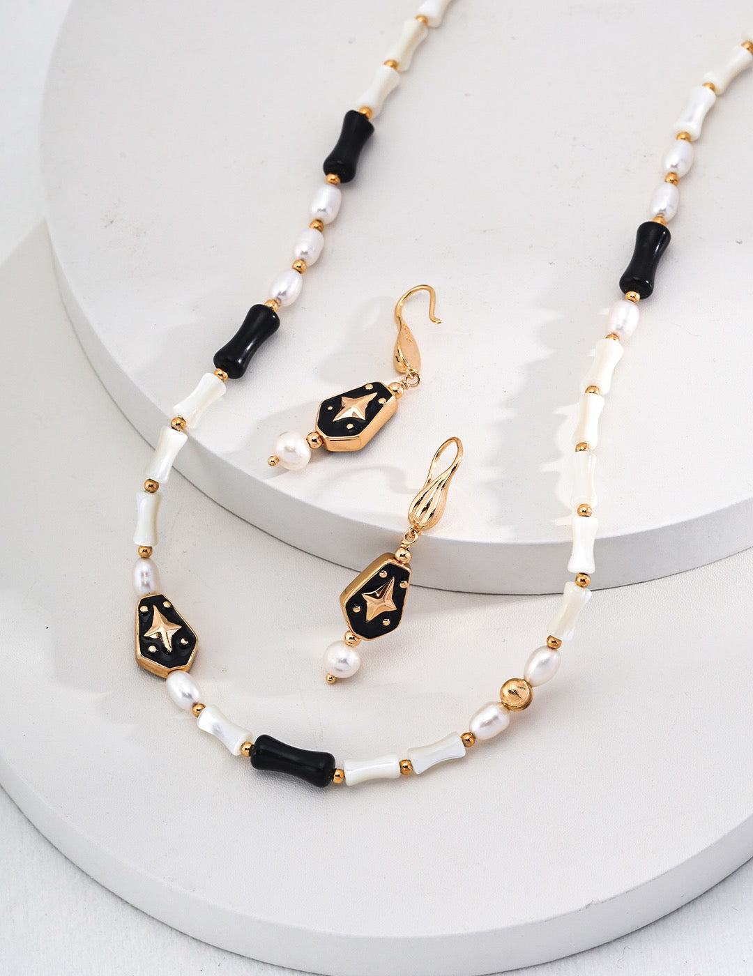 Pearl Drop Glaze Necklace