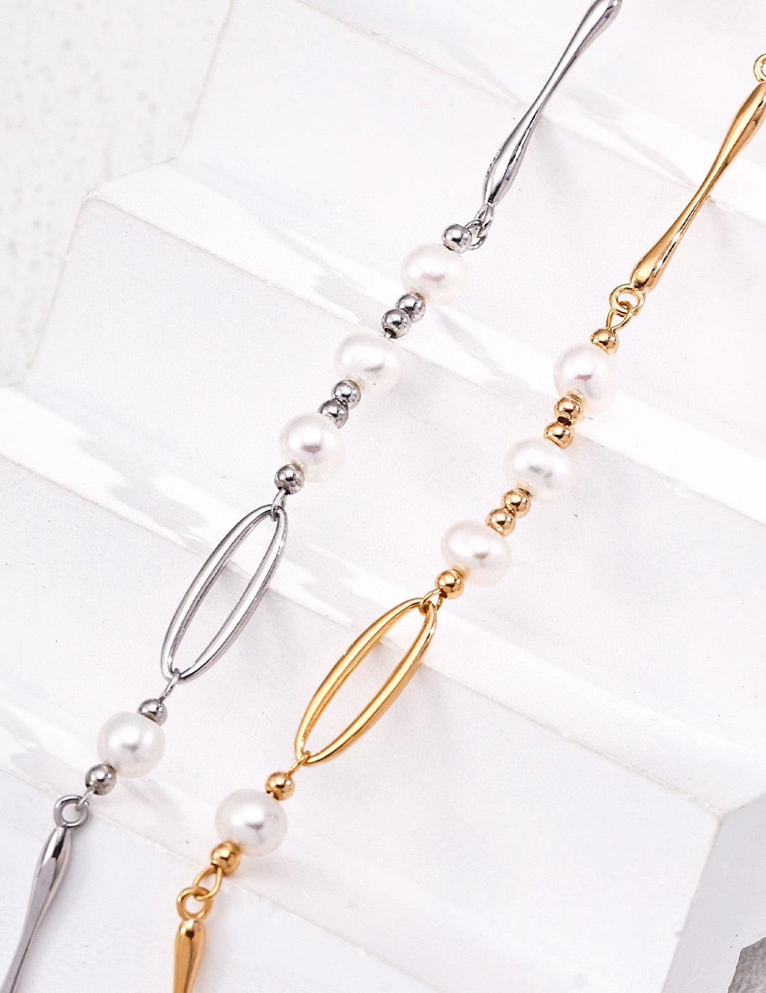 Pearl Glow Necklace