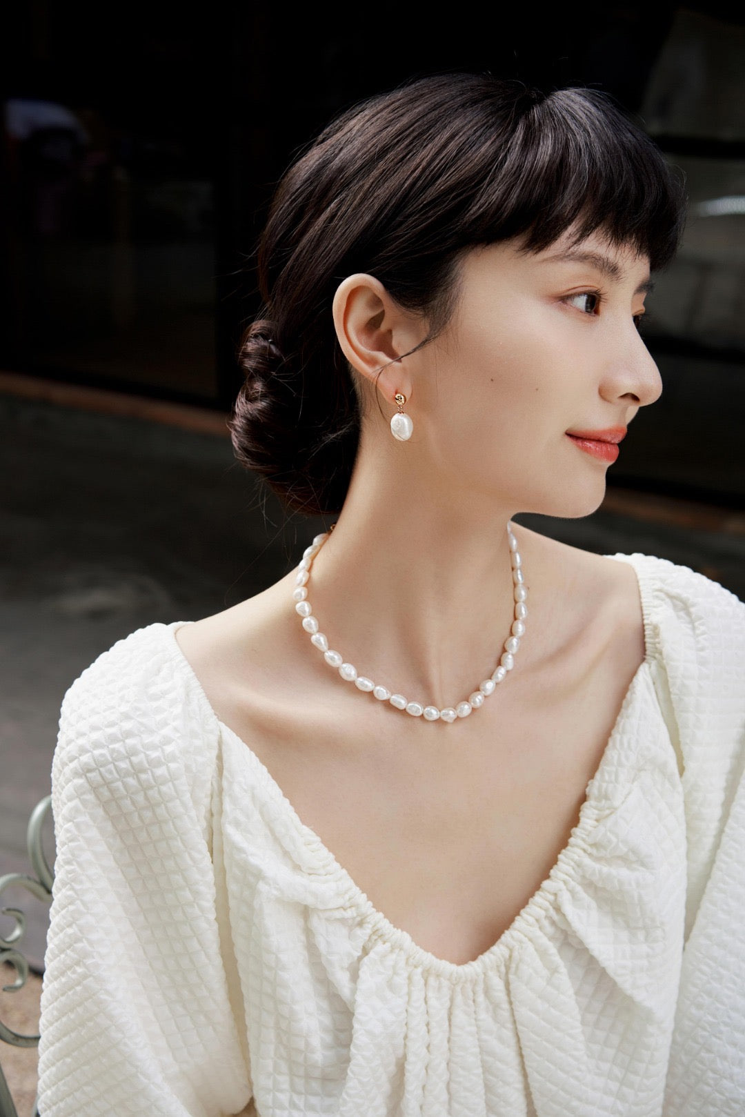 Large Irregular Baroque Pearl Earrings | Estincele Jewellery | Women's earrings | Pearl earrings