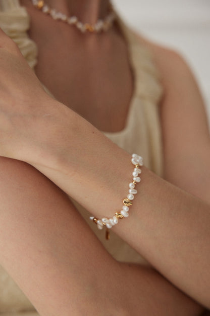 Irregular Natural Pearl Bracelet