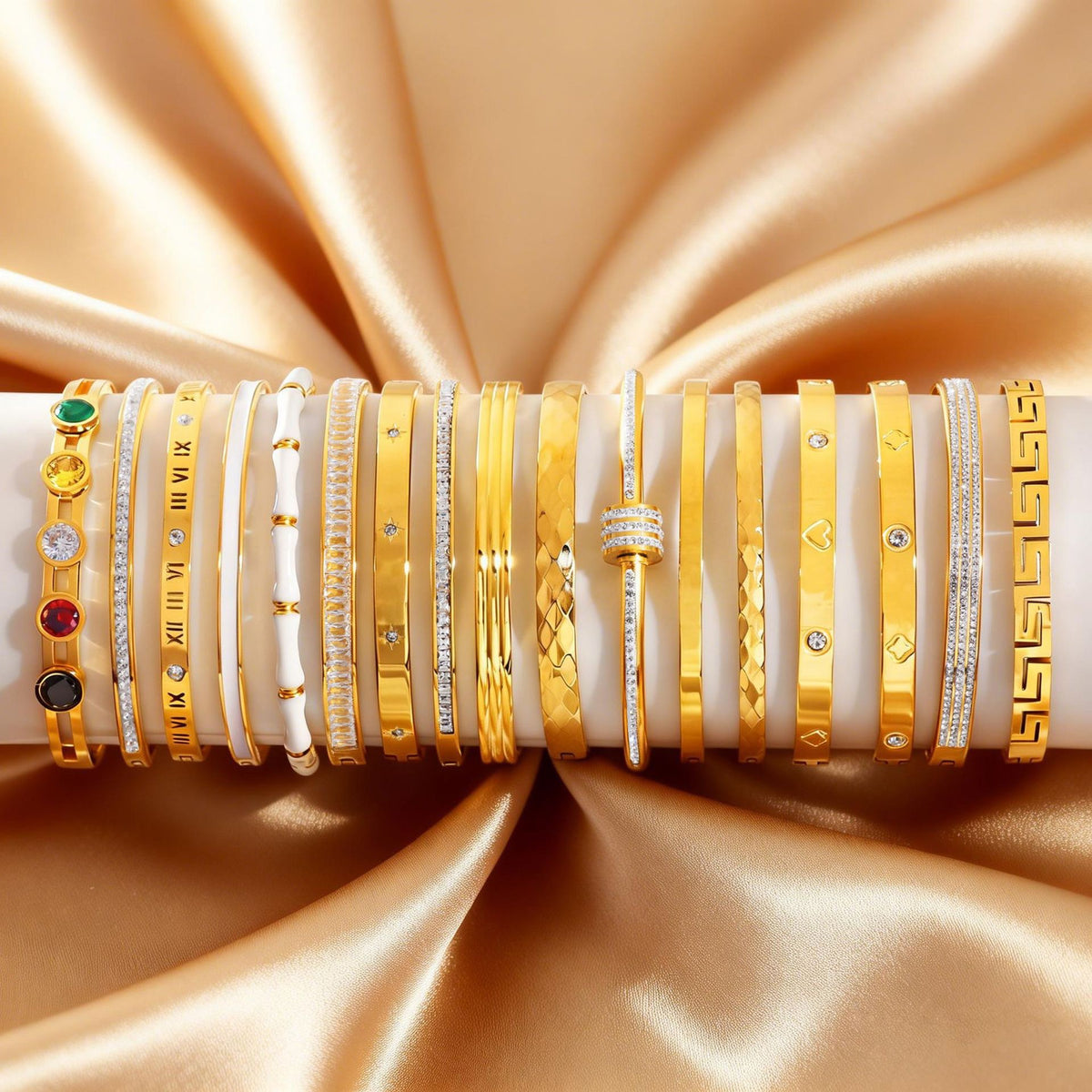Random 18k gold plated Bangle