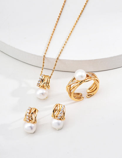 Pearl Dream Necklace
